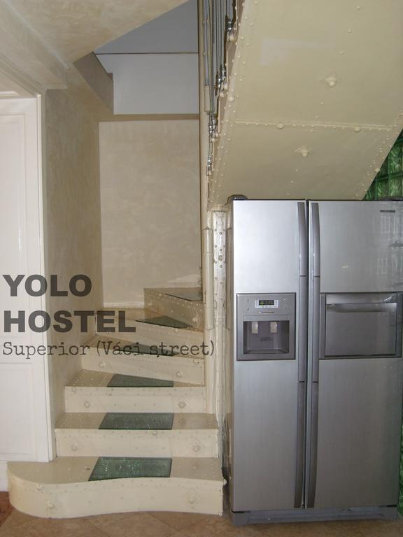 Yolo Hostel Budapest Eksteriør billede
