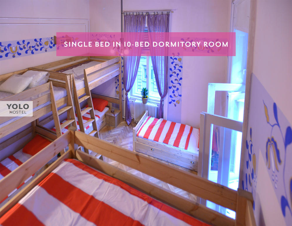 Yolo Hostel Budapest Eksteriør billede